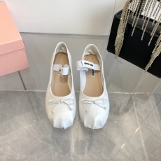 Miu Miu flat shoes